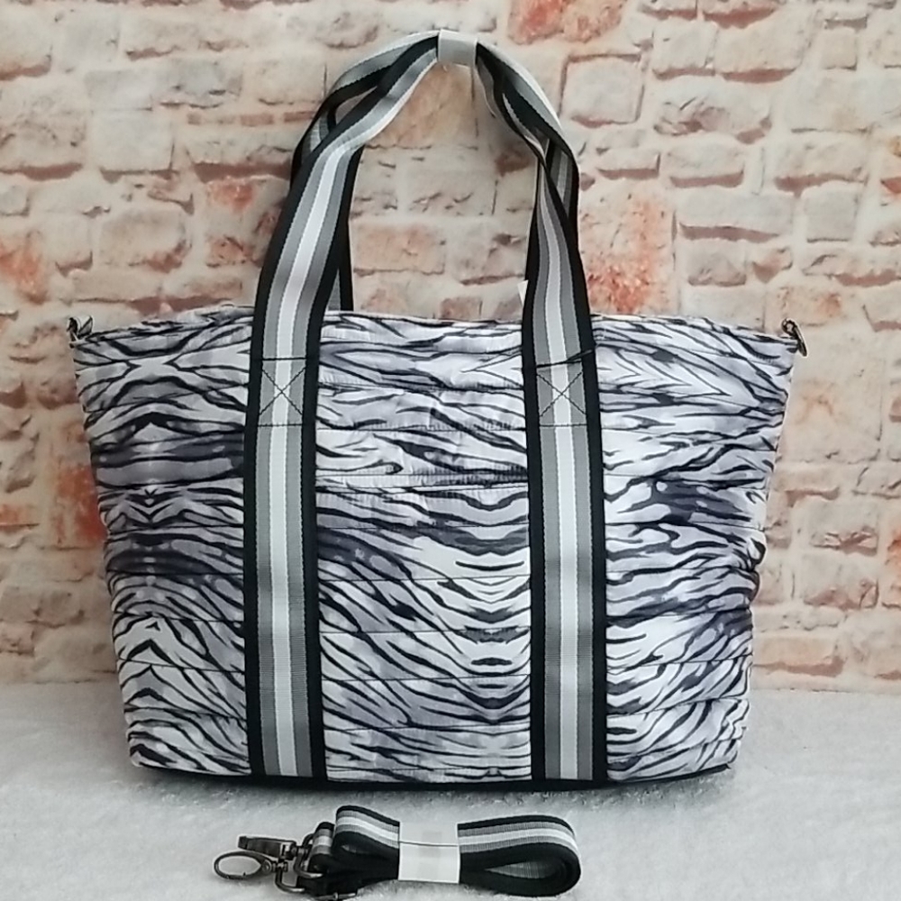 New Think Royln Wingman Bag